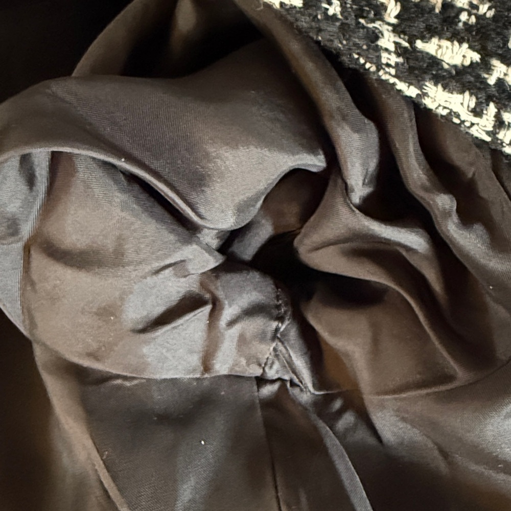Smythe | Cropped DB Jacket - Picture 9 of 15